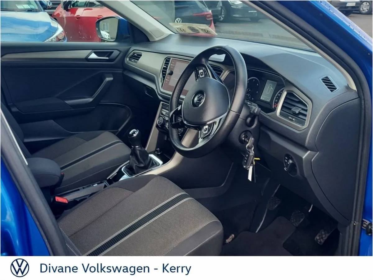 Volkswagen T-Roc SUV, Diesel, 2020, Blue