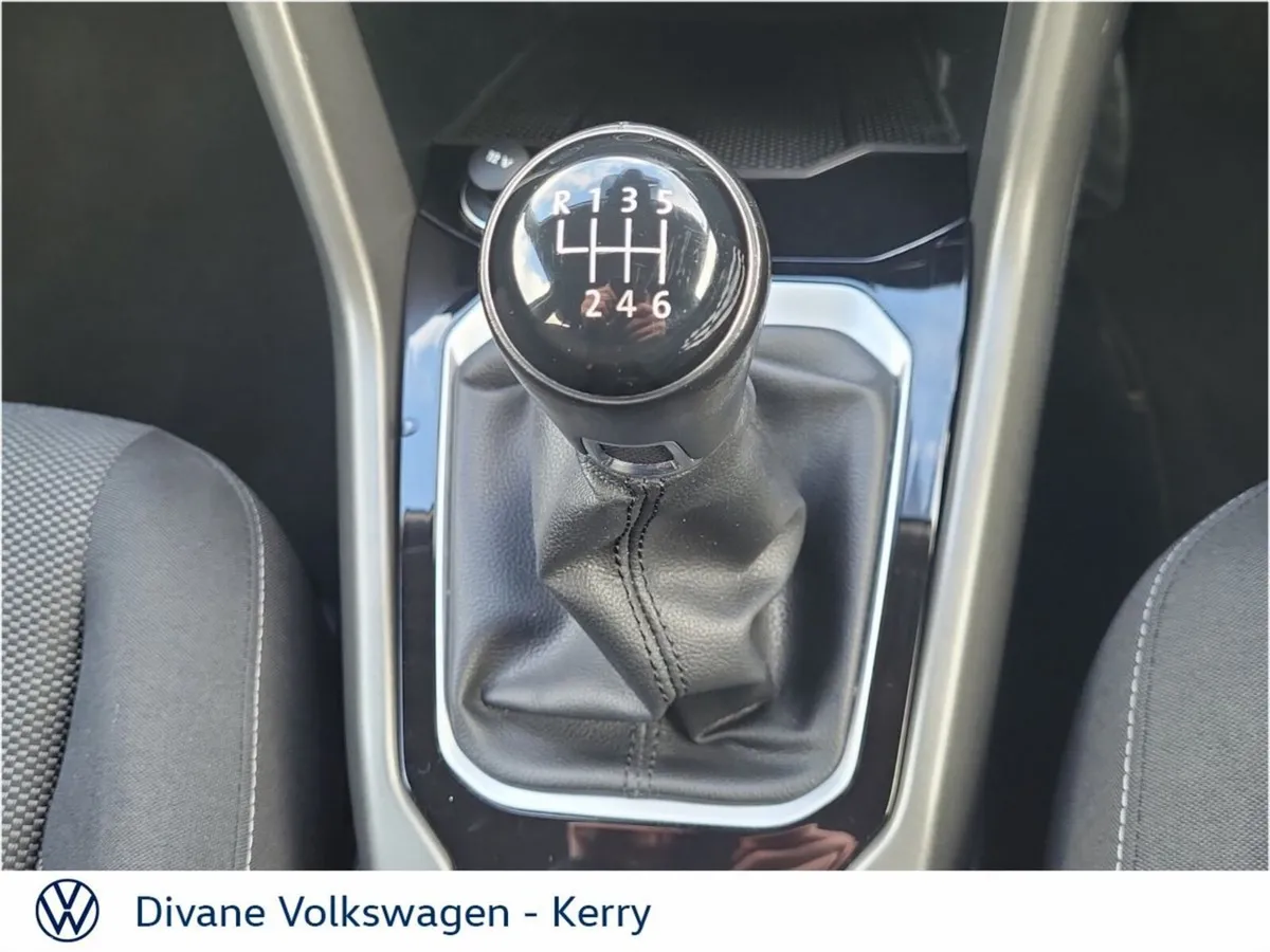 Volkswagen T-Roc SUV, Diesel, 2020, Blue