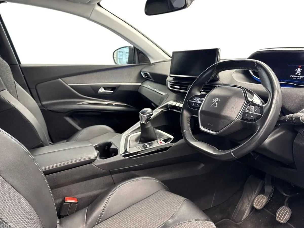 Peugeot 3008 MPV, Diesel, 2022, Blue