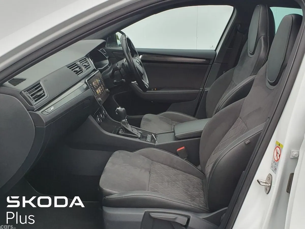 Skoda Superb Saloon, Diesel, 2024, White