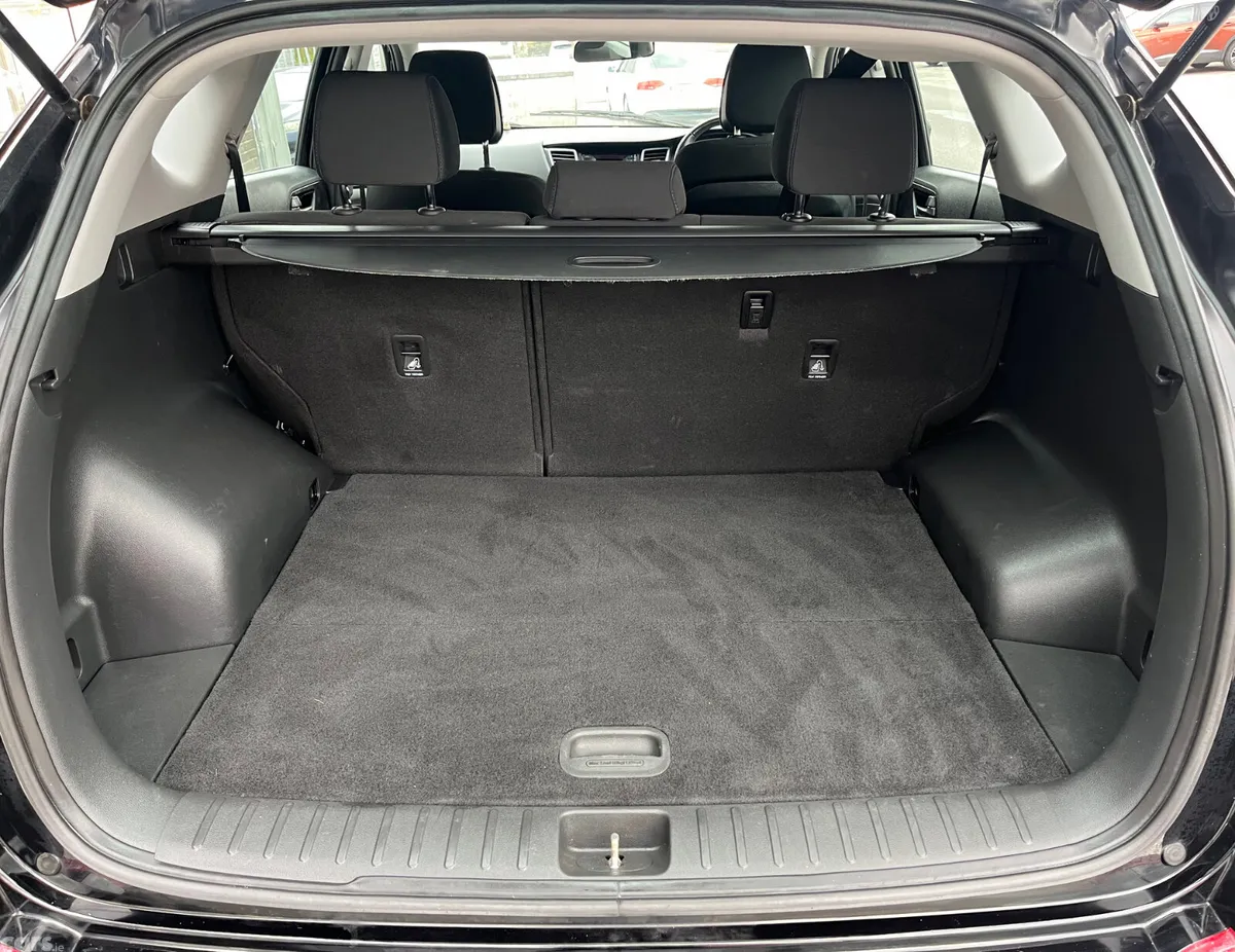 Hyundai Tucson SUV, Diesel, 2016, Black
