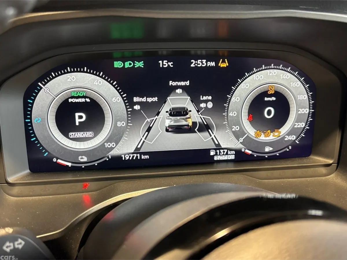 Nissan Qashqai MPV, Petrol Hybrid, 2025, White
