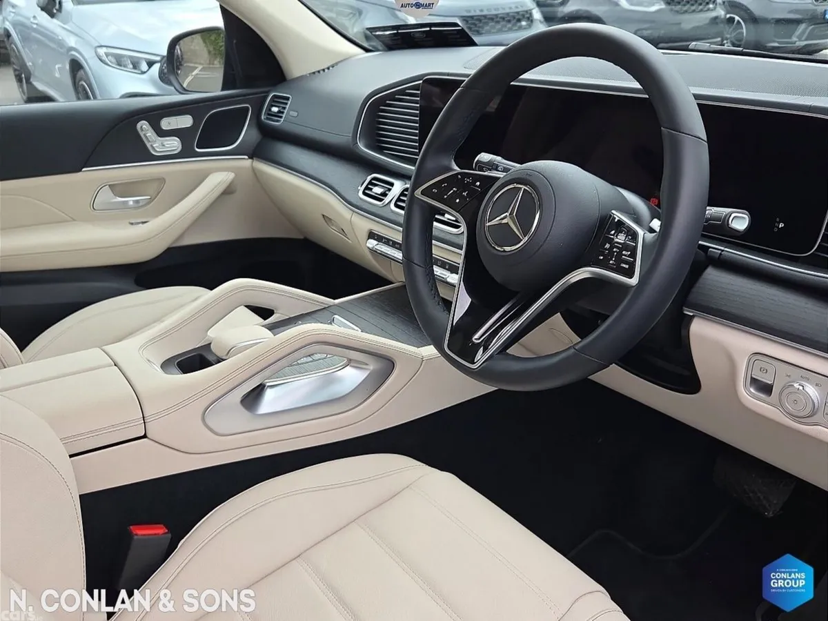 Mercedes-Benz GLE SUV, Diesel Plug-in Hybrid, 2026, Blue