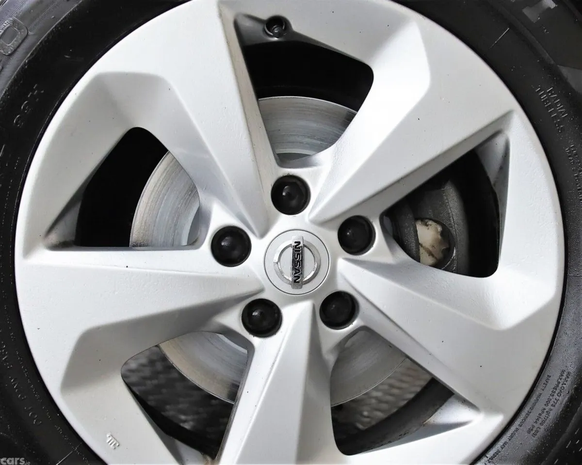 Nissan Qashqai SUV, Diesel, 2021, Black