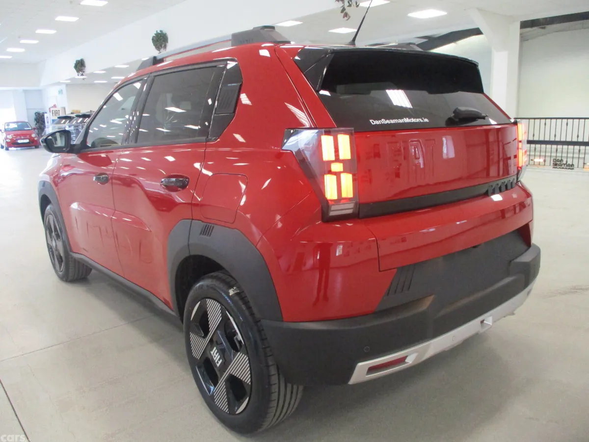 Fiat Grande Panda Hatchback, Petrol Hybrid, 2026, Red