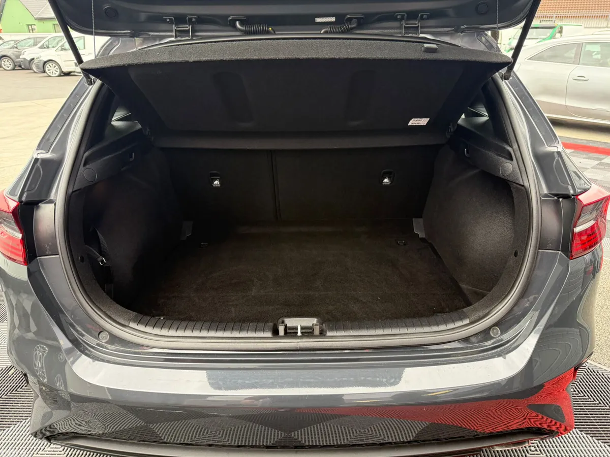 Kia Ceed Hatchback, Diesel Hybrid, 2021, Grey