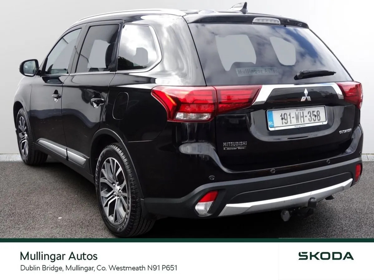 Mitsubishi Outlander SUV, Diesel, 2019, Black
