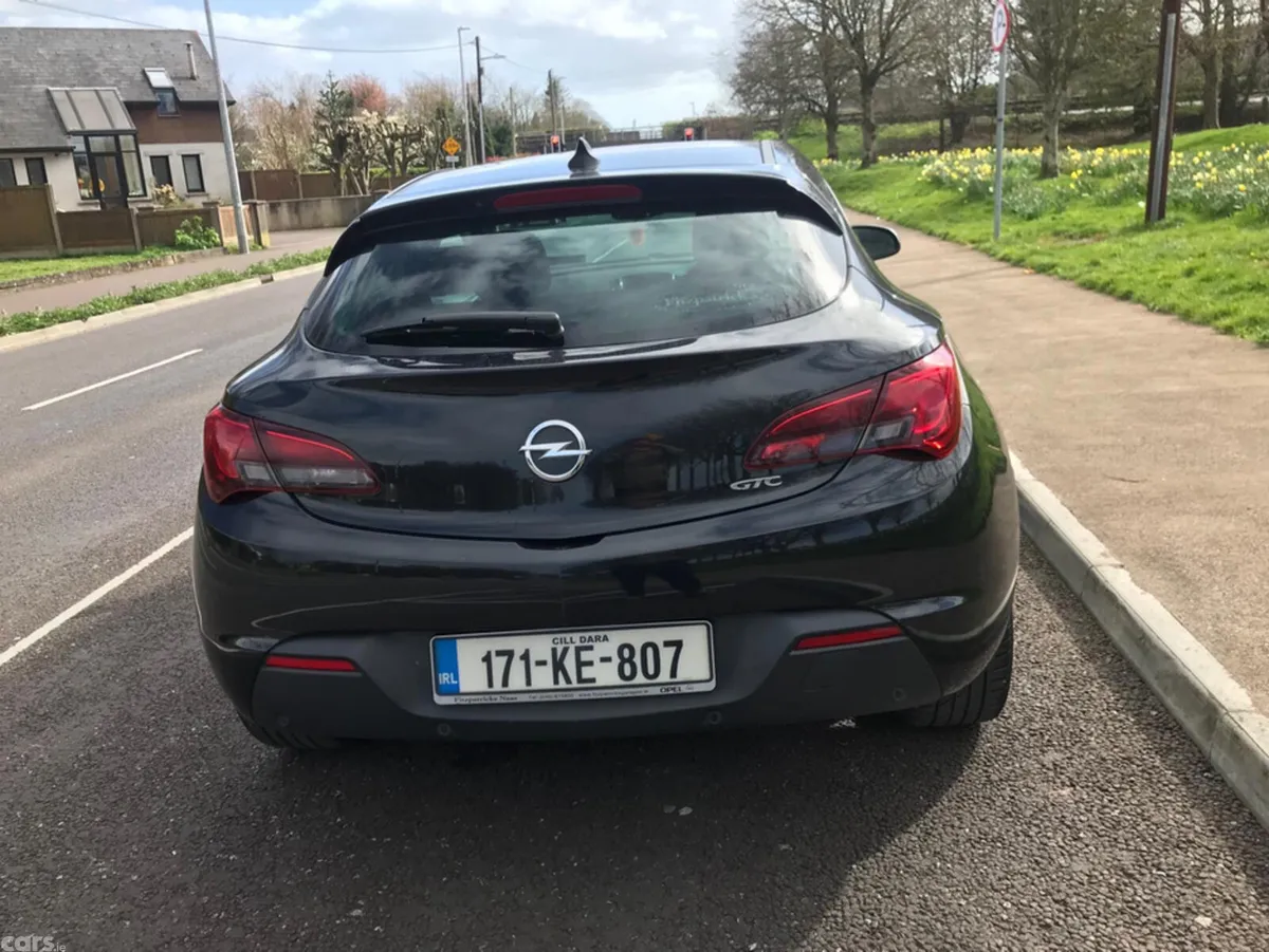 Opel Astra Hatchback, Diesel, 2017, Black