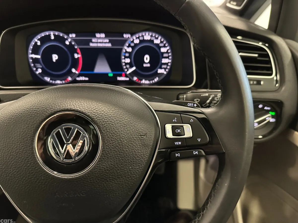 Volkswagen Golf Hatchback, Diesel, 2019, White