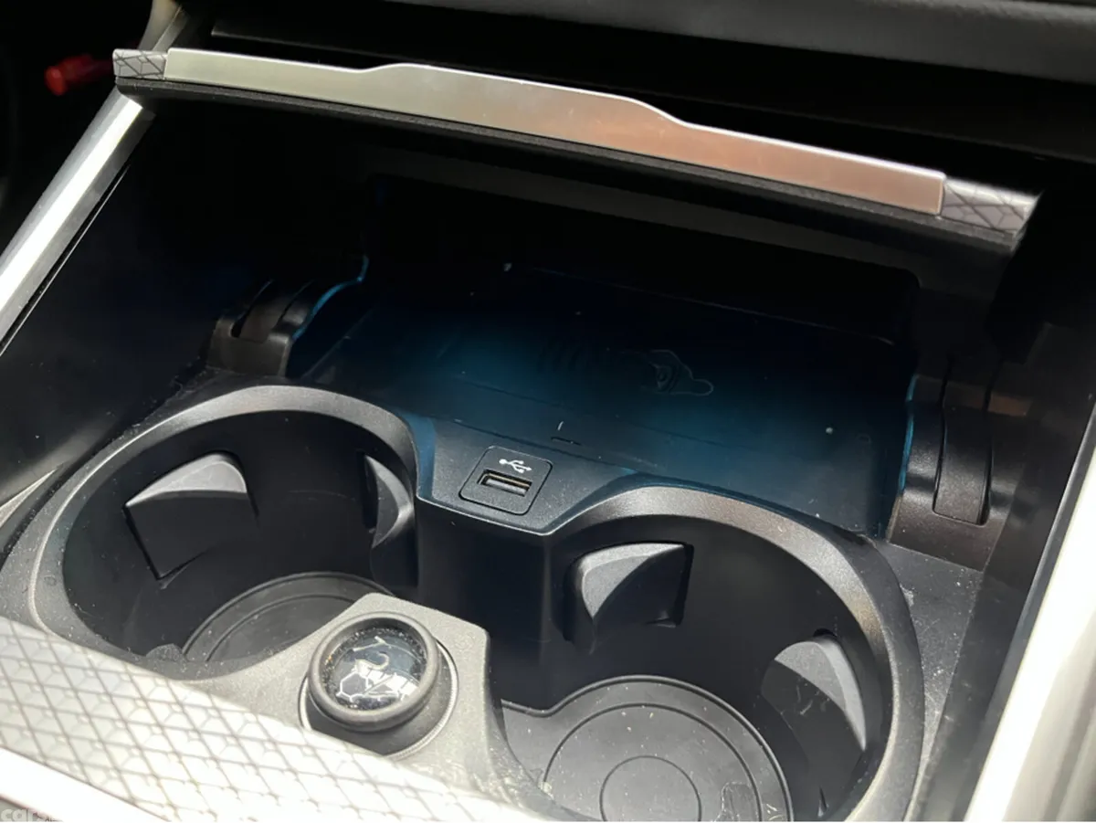 BMW 3-Series Saloon, Petrol Plug-in Hybrid, 2024, White
