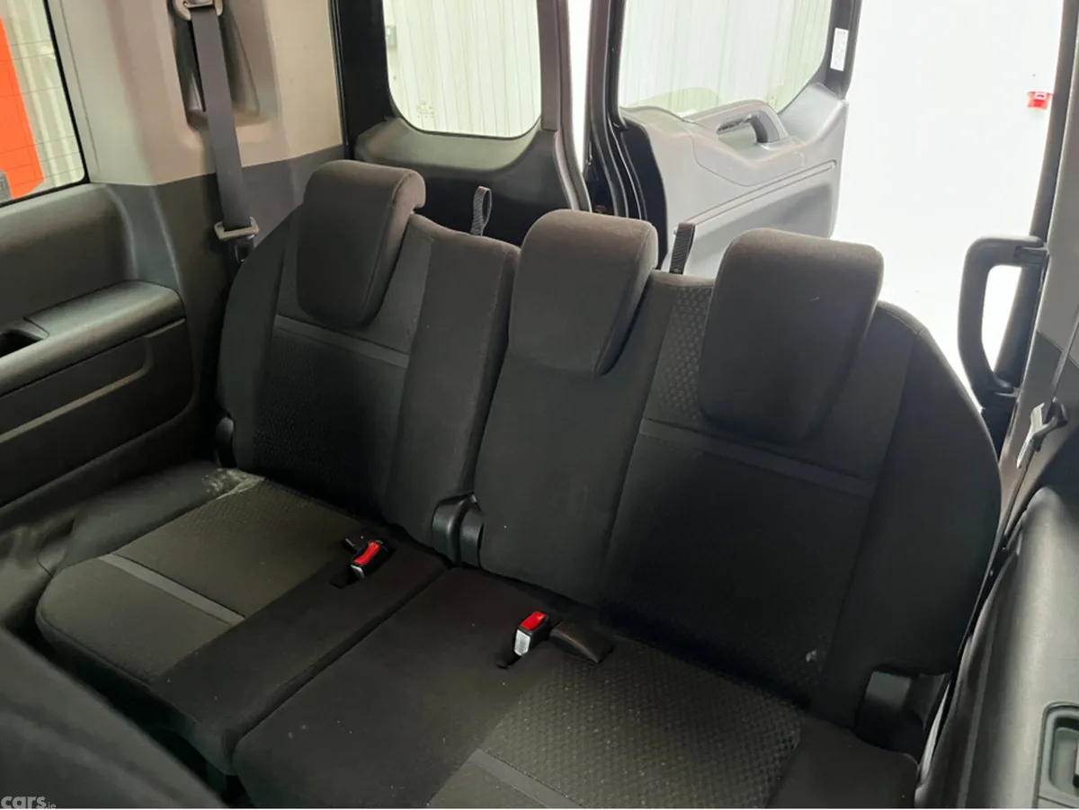 Honda Stepwagon MPV, Petrol Hybrid, 2018, Black