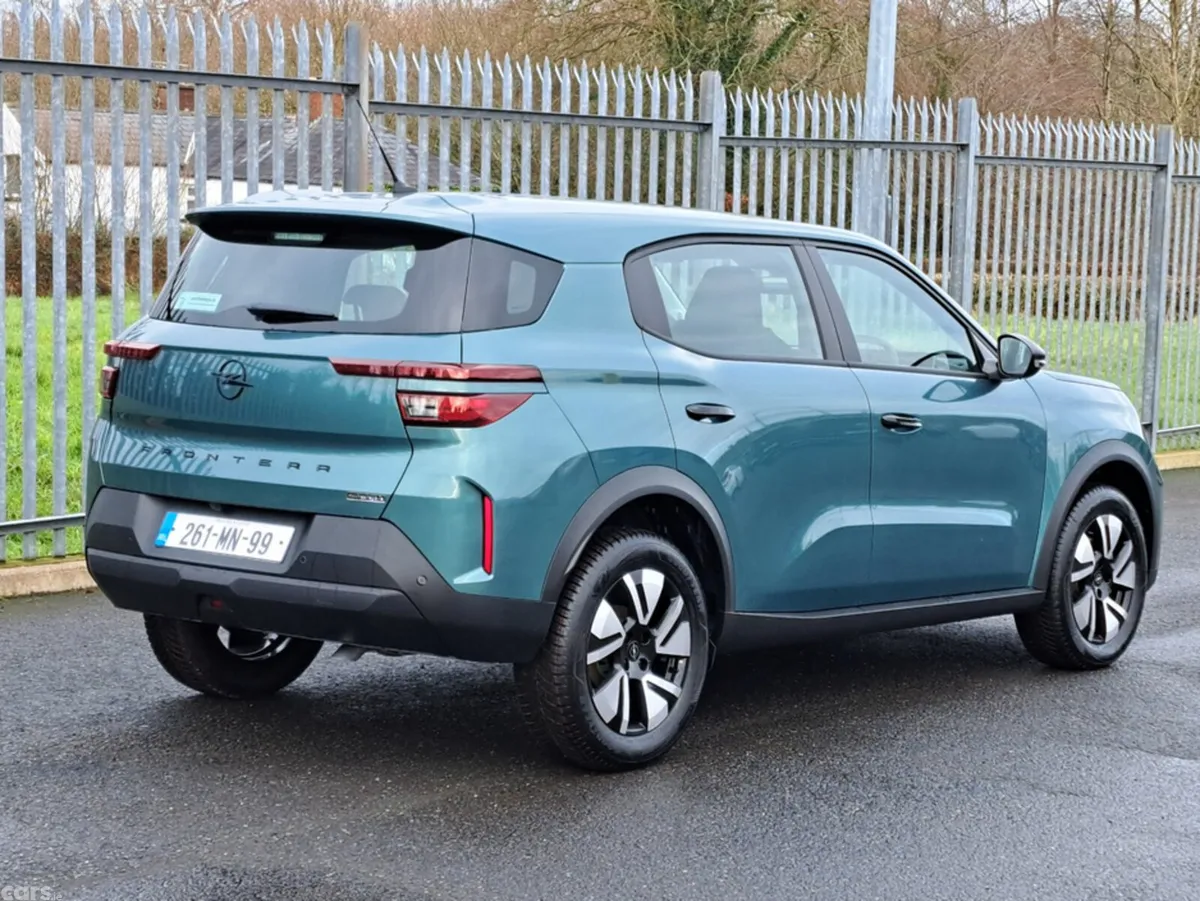 Opel Frontera MPV, Petrol Hybrid, 2026, Green