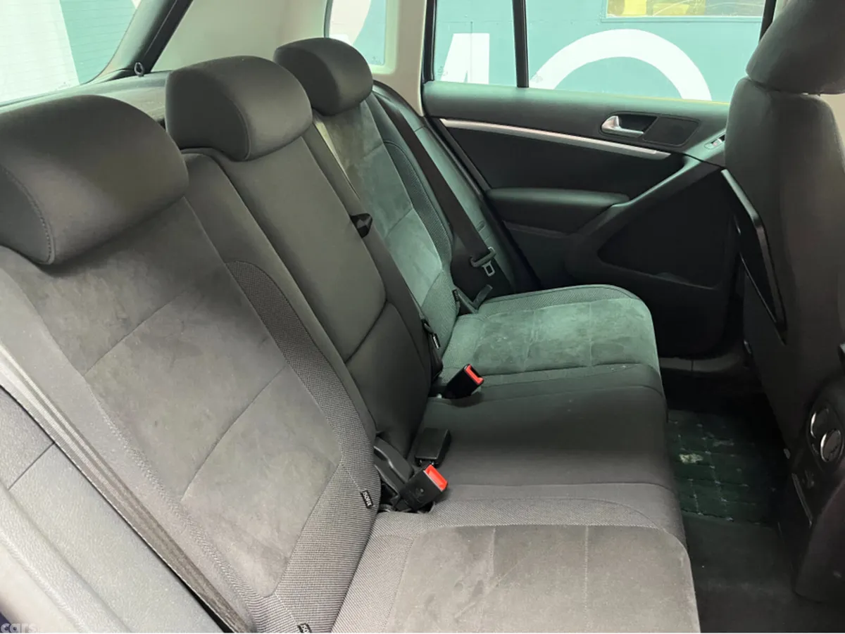 Volkswagen Tiguan SUV, Petrol, 2013, Blue