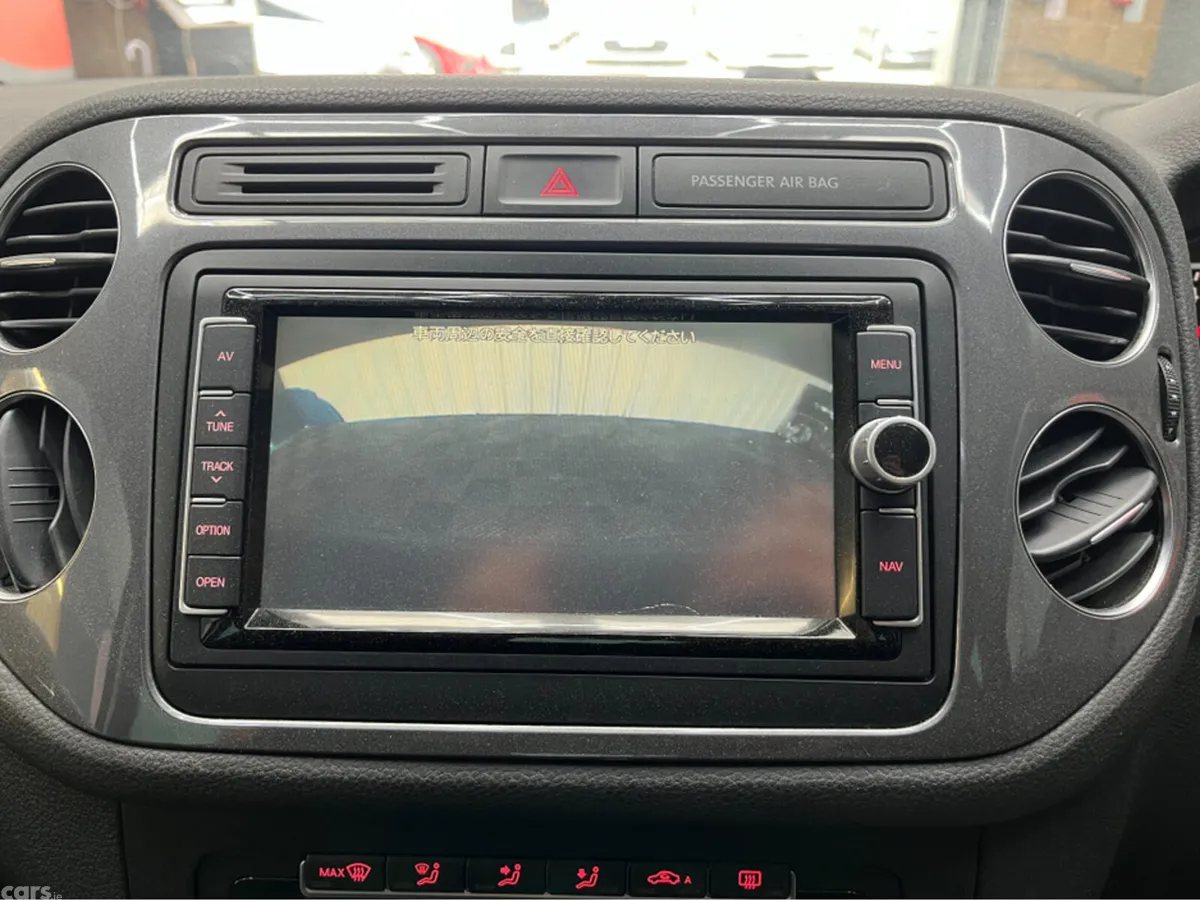 Volkswagen Tiguan SUV, Petrol, 2013, Blue