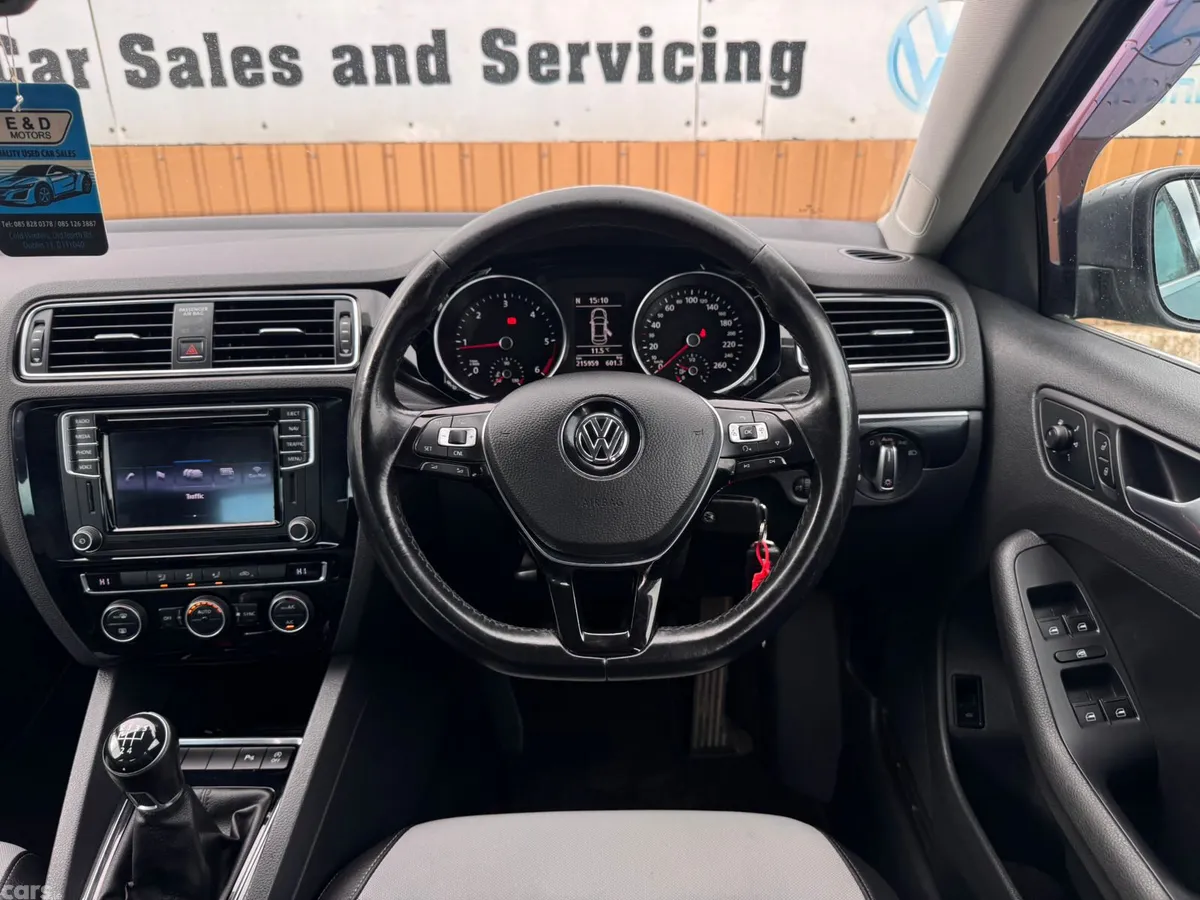 Volkswagen Jetta Saloon, Diesel, 2017, Grey
