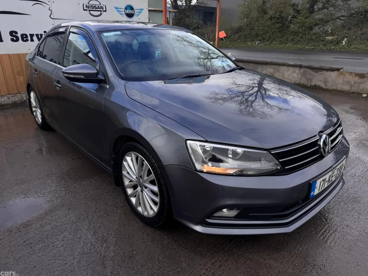 Volkswagen Jetta Saloon, Diesel, 2017, Grey