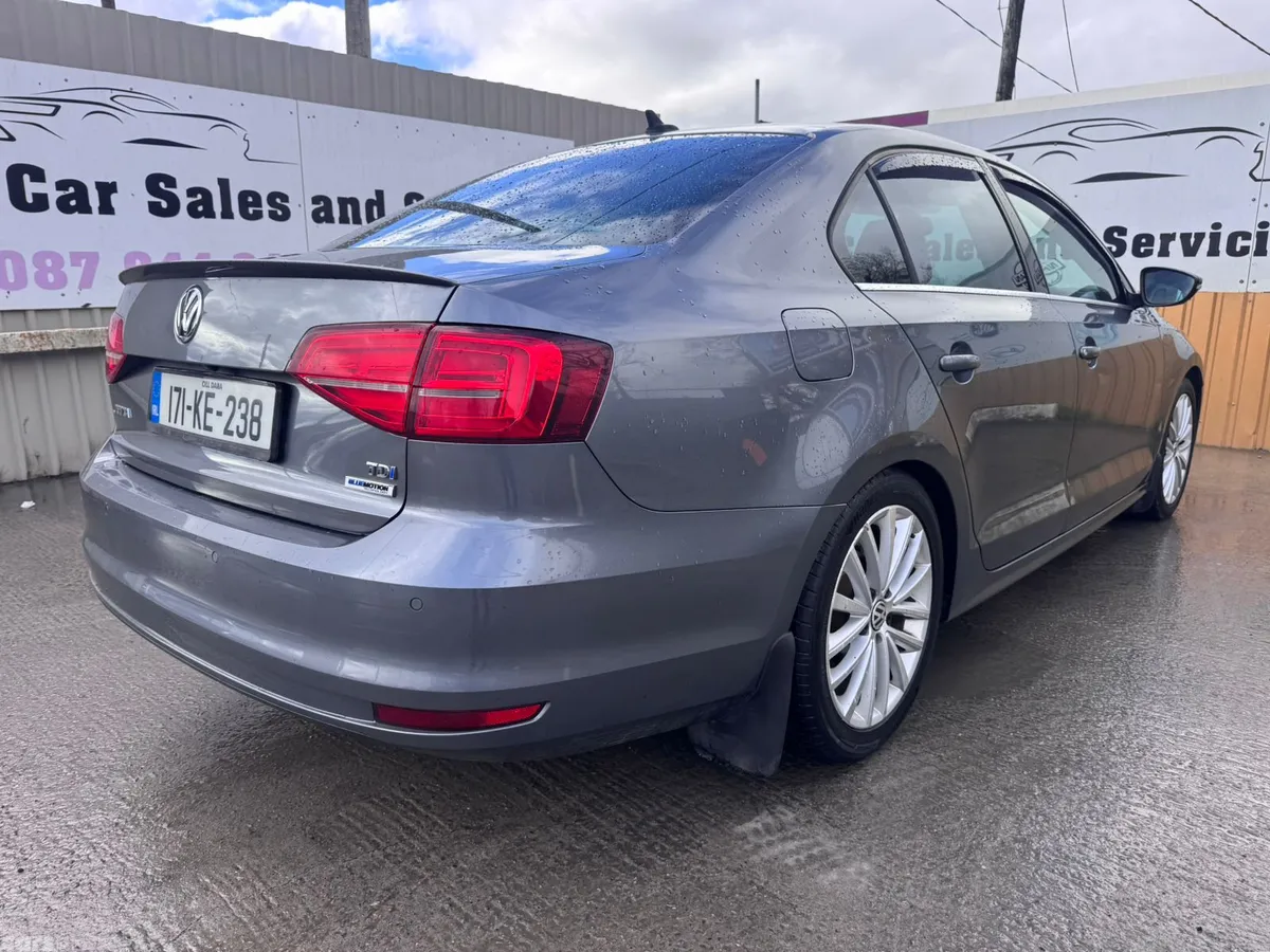 Volkswagen Jetta Saloon, Diesel, 2017, Grey