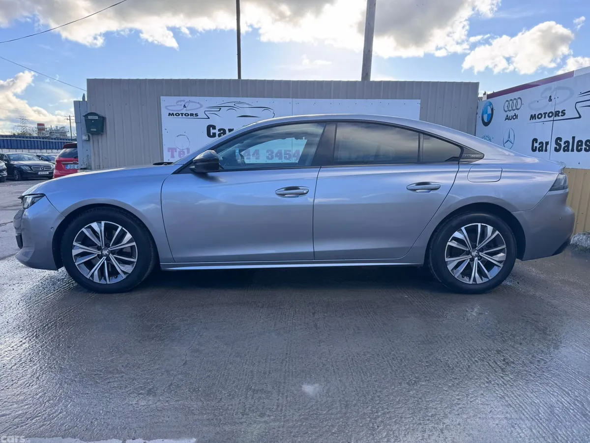 Peugeot 508 Hatchback, Petrol Plug-in Hybrid, 2022, Grey