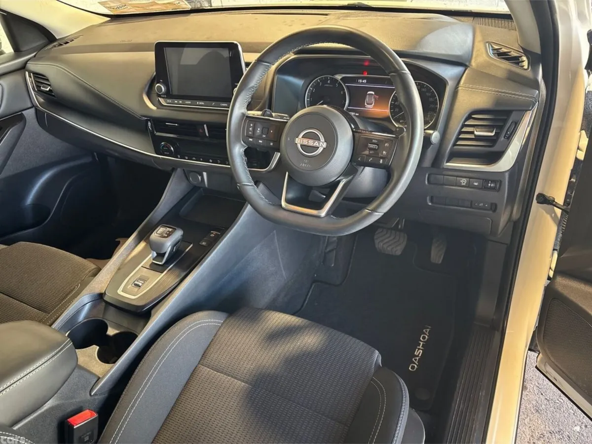 Nissan Qashqai MPV, Petrol, 2024, White