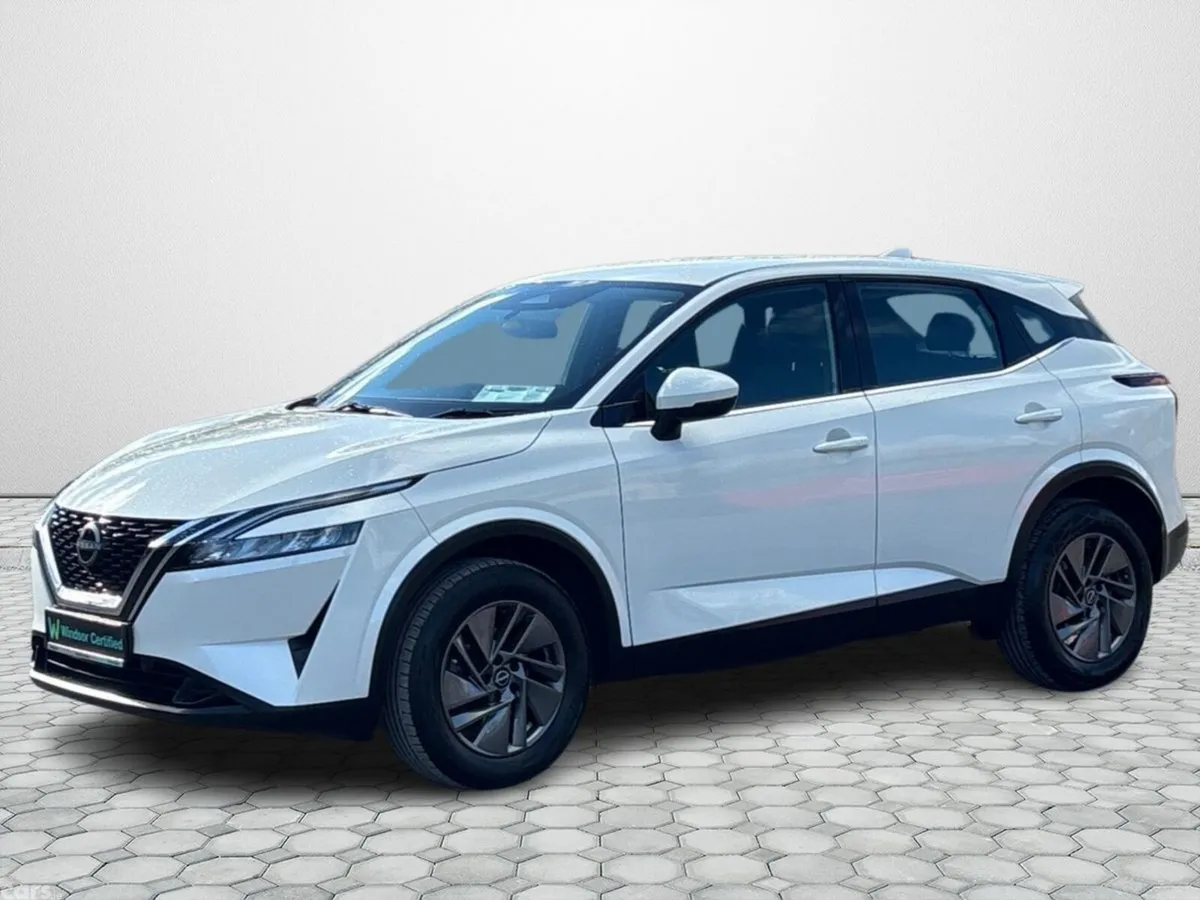 Nissan Qashqai MPV, Petrol, 2024, White