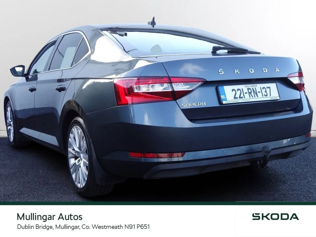 Skoda Superb Saloon, Diesel, 2022, Grey