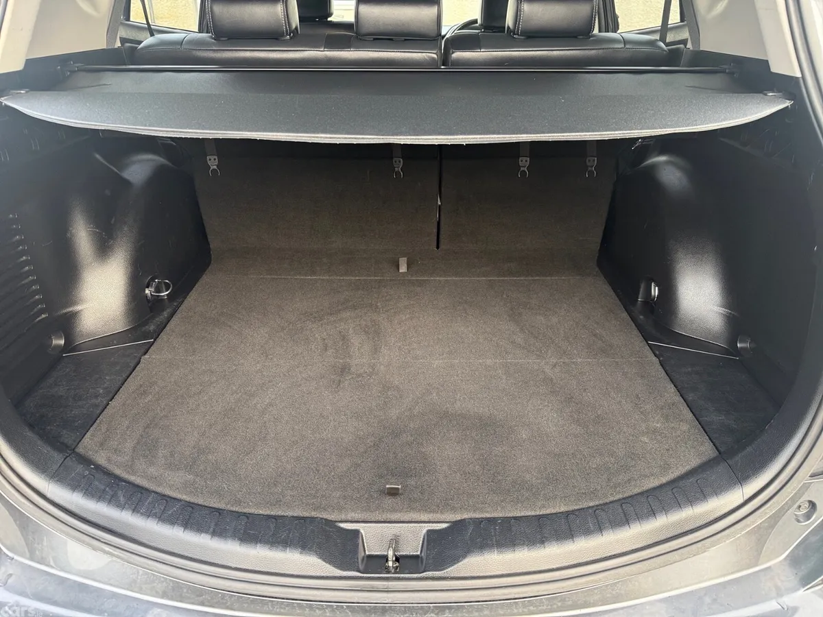 Toyota RAV4 SUV, Diesel, 2016, Grey