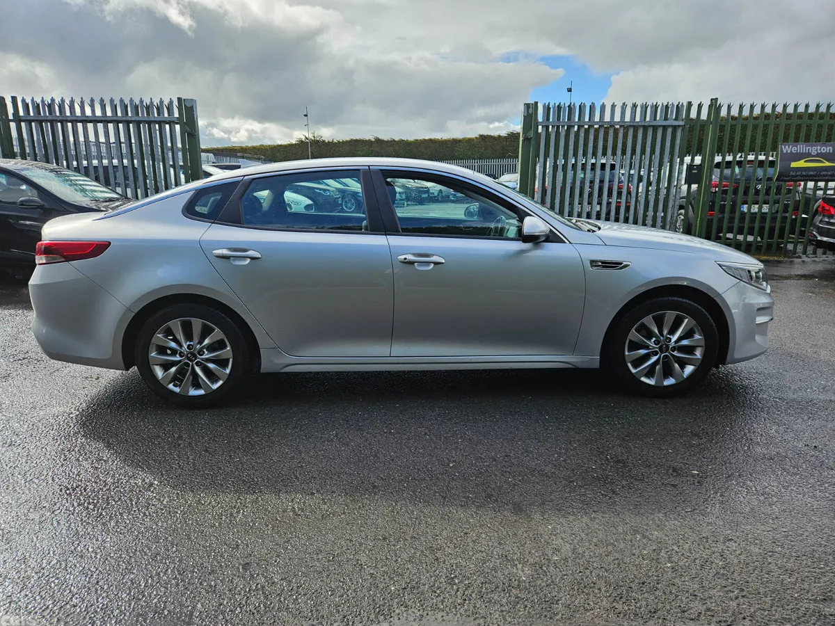 Kia Optima Saloon, Diesel, 2016, Silver