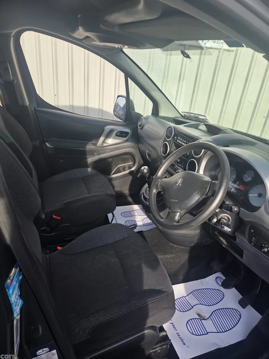 Peugeot Partner Tepee Estate, Diesel, 2018, Grey
