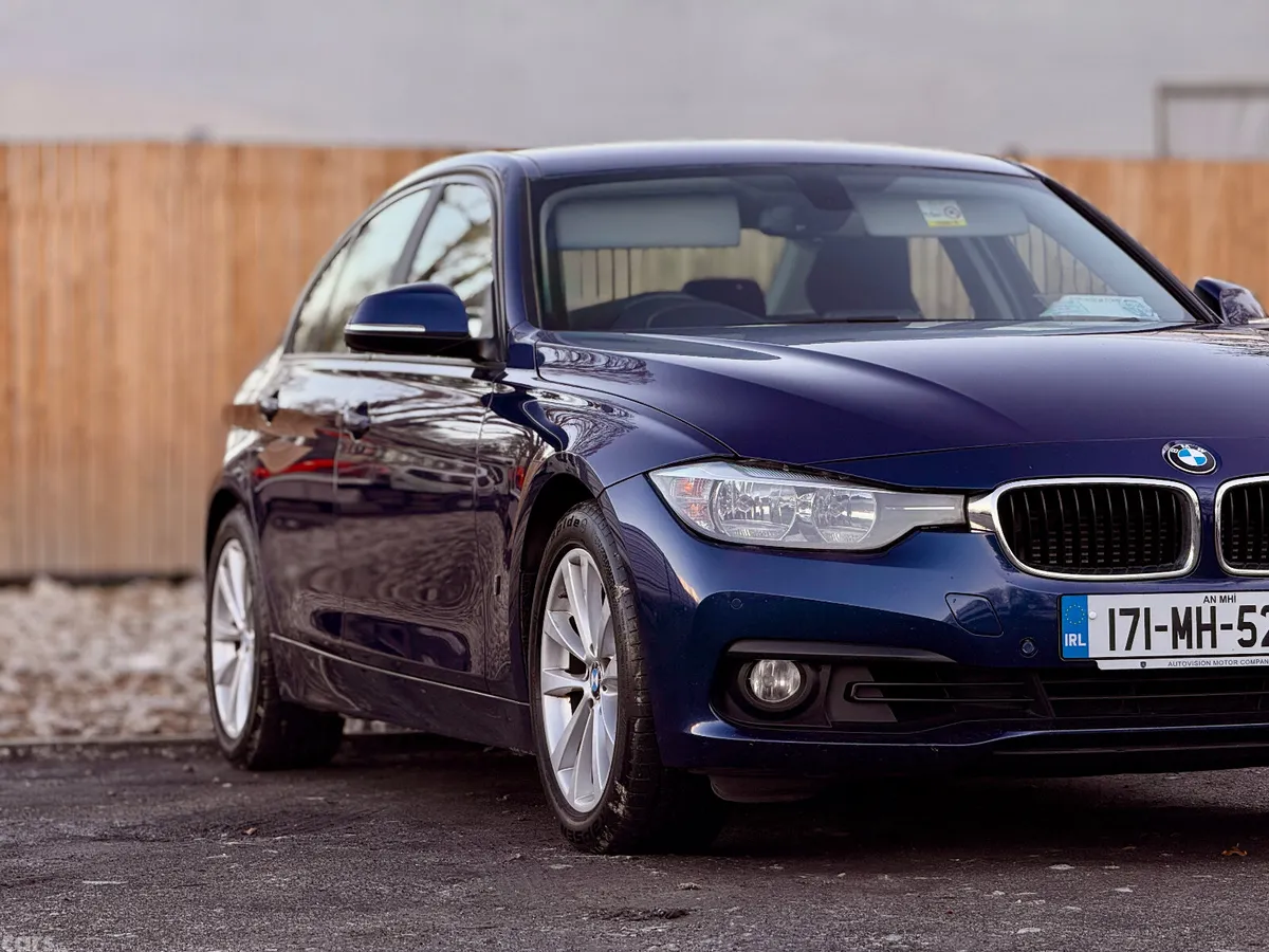 BMW 3-Series Saloon, Petrol Plug-in Hybrid, 2017, Blue