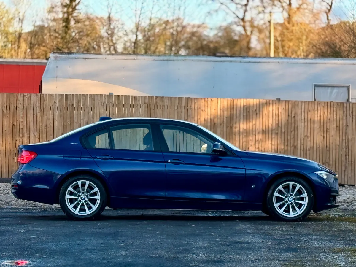 BMW 3-Series Saloon, Petrol Plug-in Hybrid, 2017, Blue