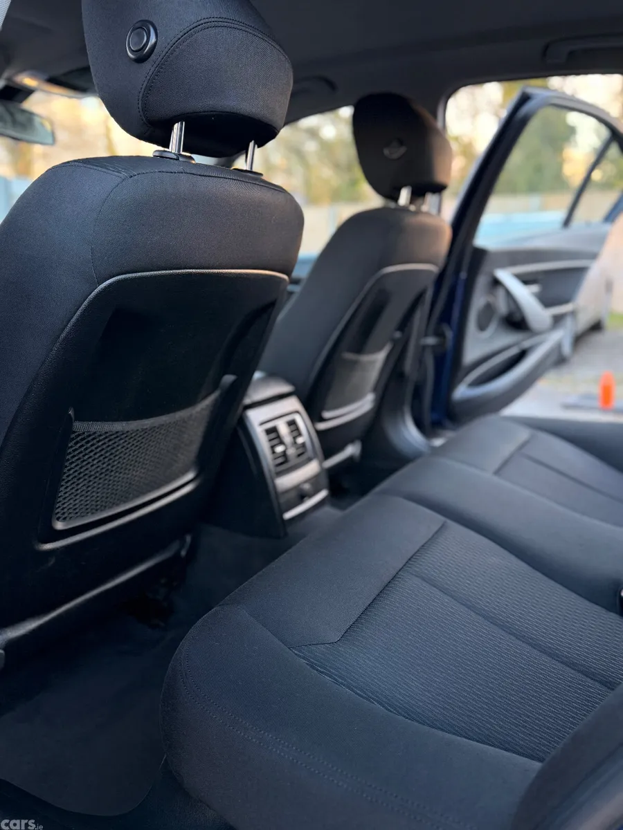 BMW 3-Series Saloon, Petrol Plug-in Hybrid, 2017, Blue