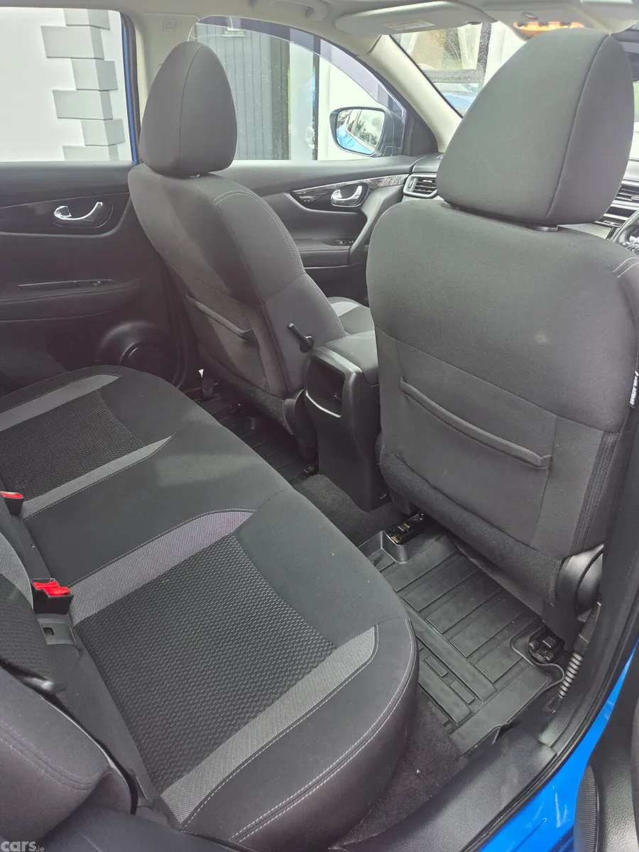 Nissan Qashqai MPV, Diesel, 2019, Blue