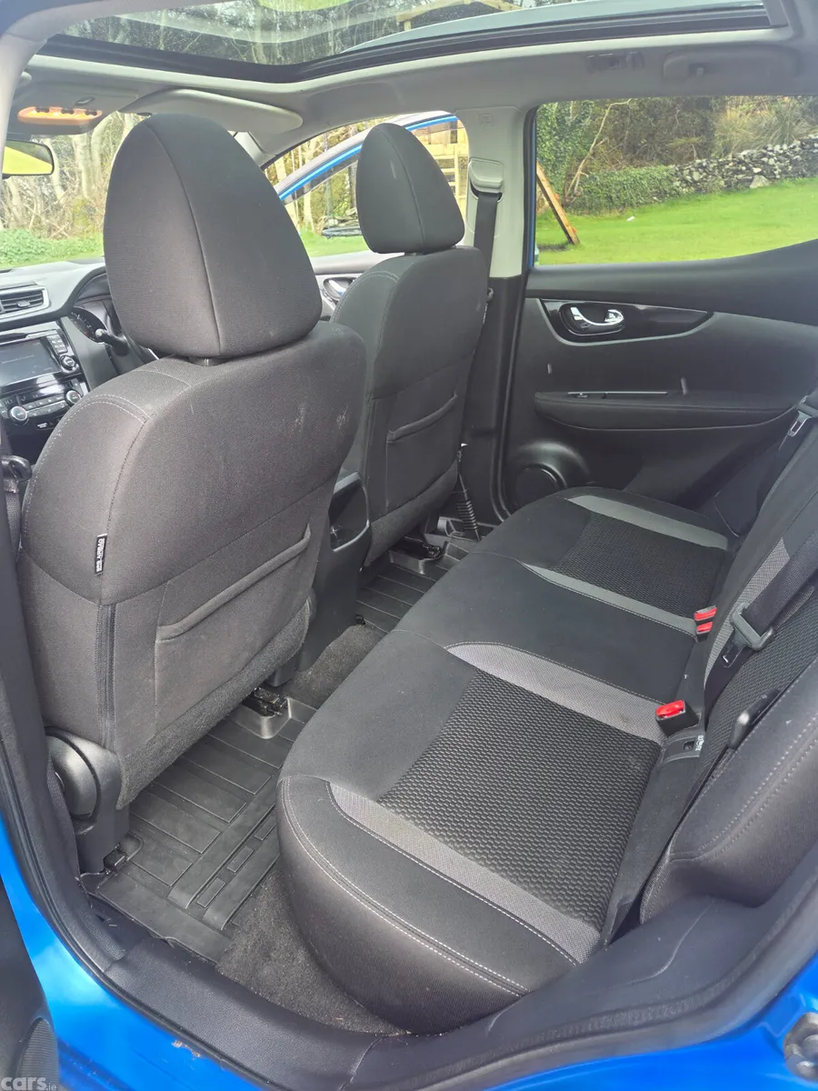 Nissan Qashqai MPV, Diesel, 2019, Blue