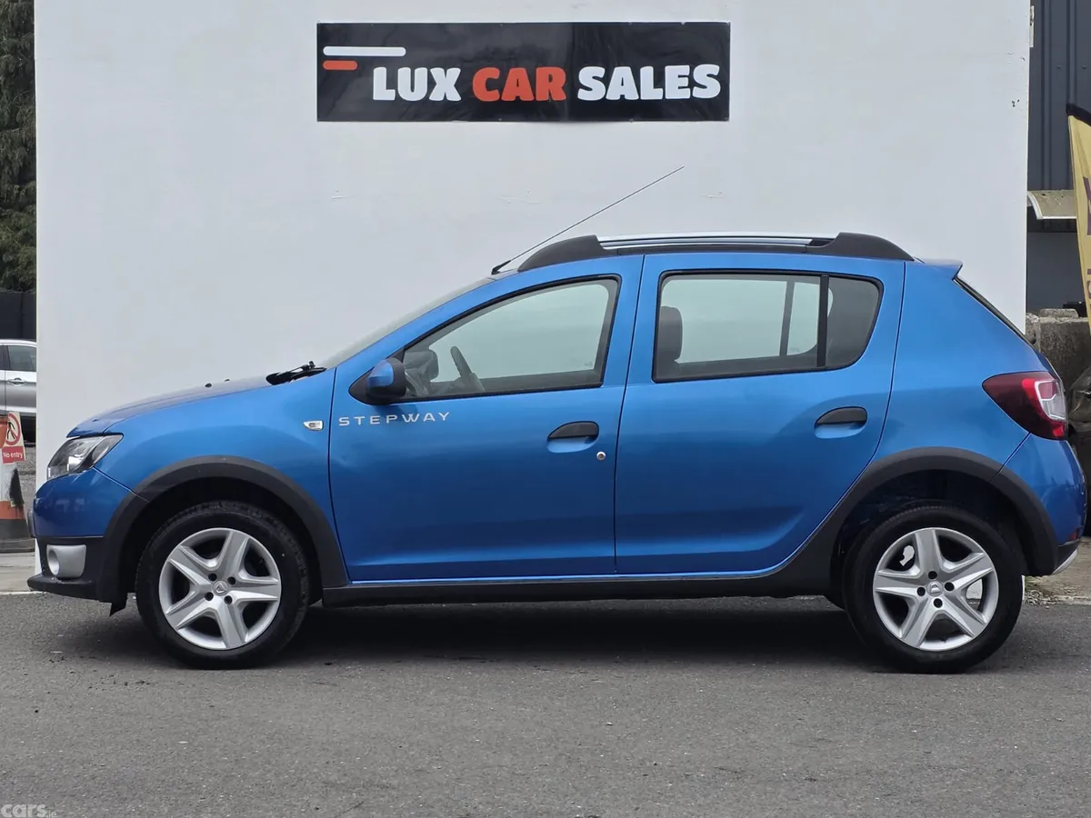 Dacia Sandero Stepway Hatchback, Diesel, 2015, Blue