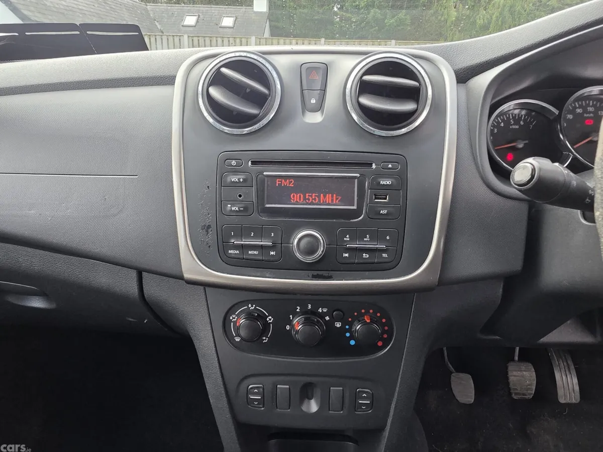 Dacia Sandero Stepway Hatchback, Diesel, 2015, Blue