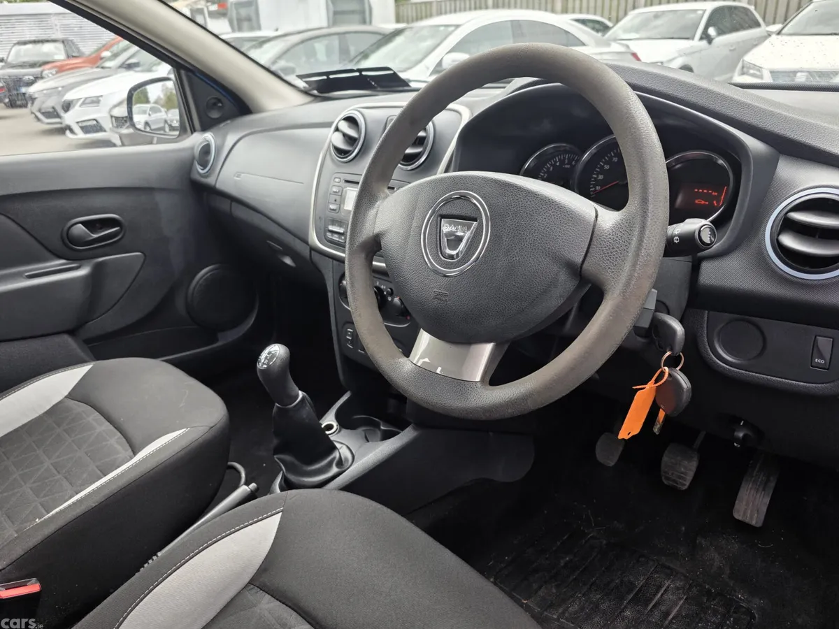 Dacia Sandero Stepway Hatchback, Diesel, 2015, Blue