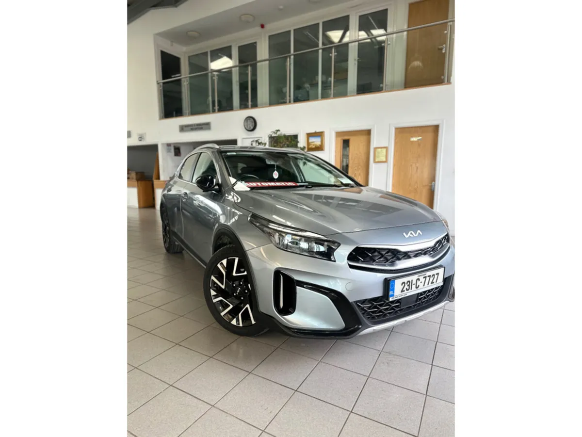Kia XCeed Hatchback, Petrol Plug-in Hybrid, 2023, Grey