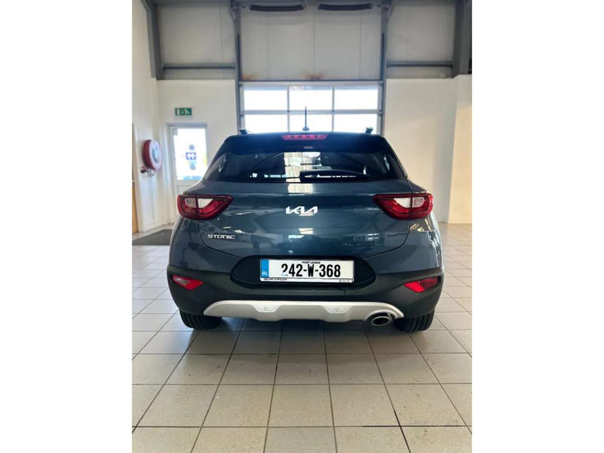 Kia Stonic SUV, Petrol, 2024, Blue