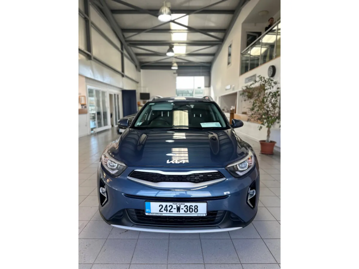 Kia Stonic SUV, Petrol, 2024, Blue