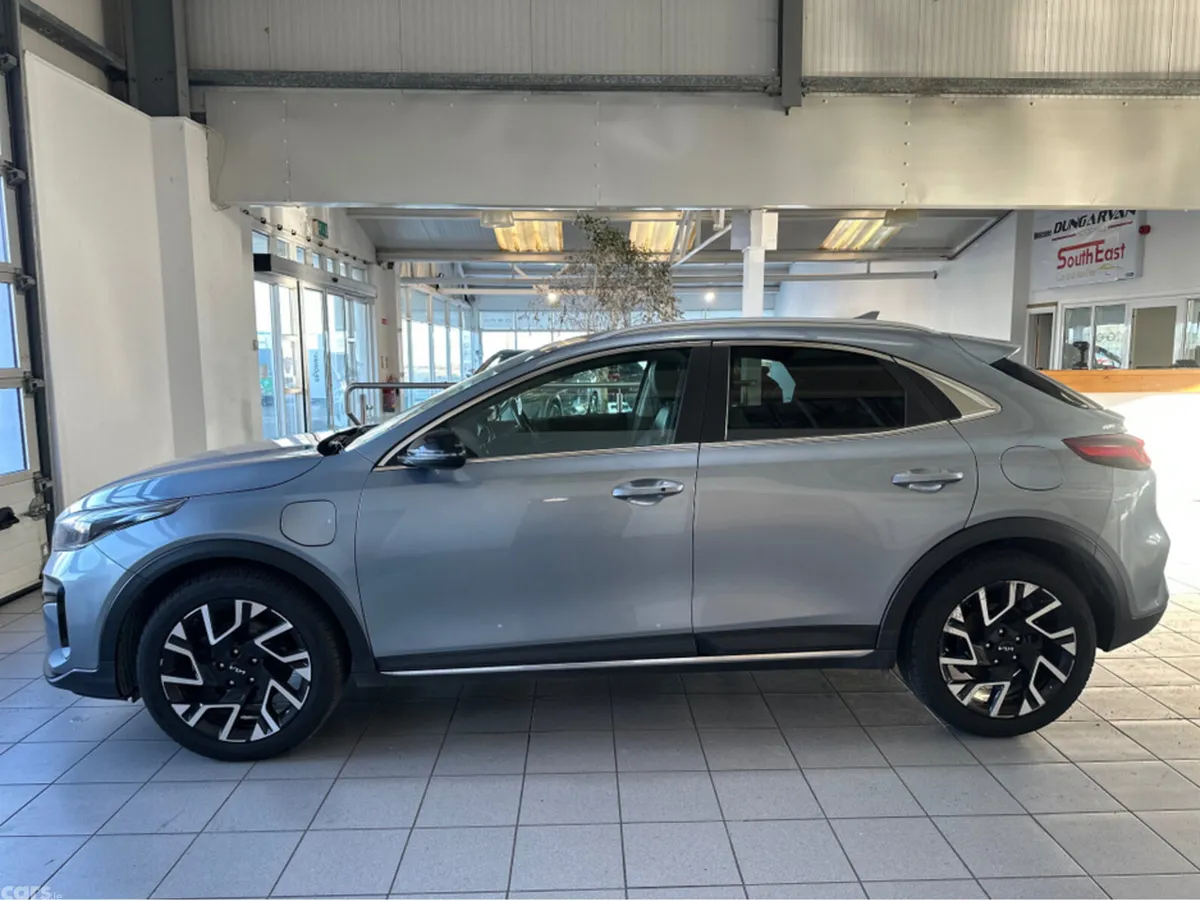 Kia XCeed Hatchback, Petrol Plug-in Hybrid, 2023, Grey