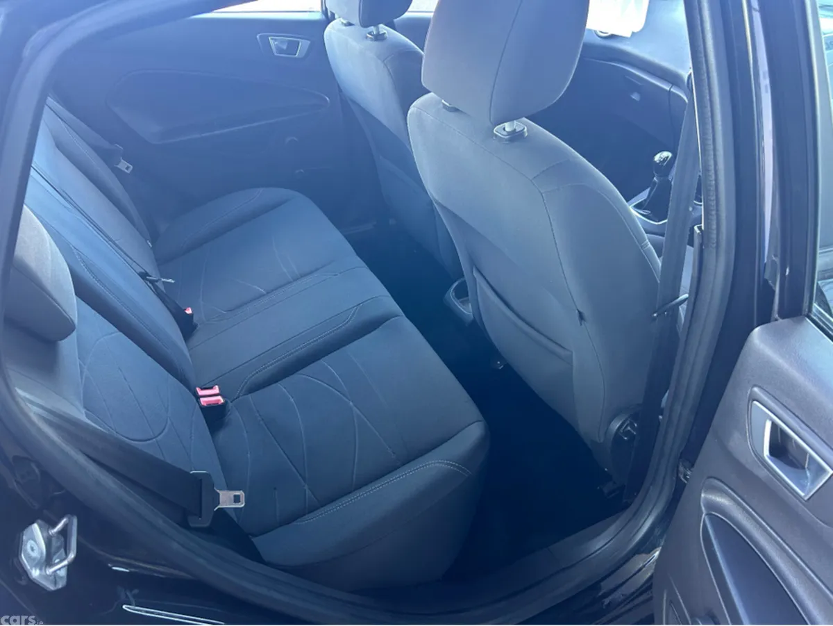 Ford Fiesta Hatchback, Petrol, 2017, Black