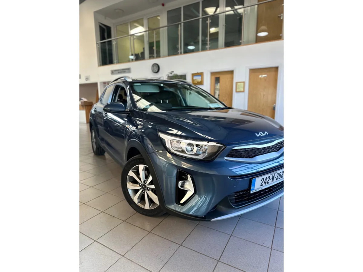 Kia Stonic SUV, Petrol, 2024, Blue