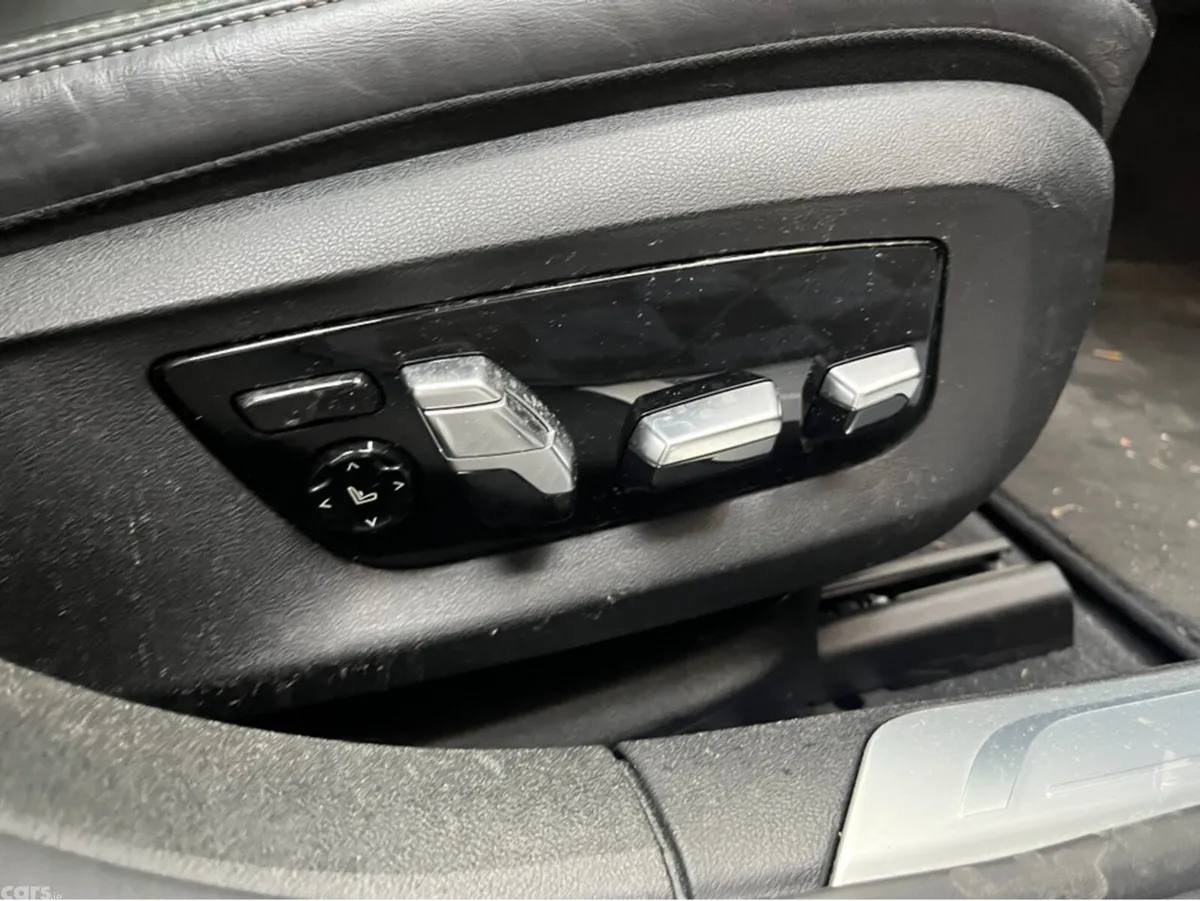 BMW 7-Series Saloon, Petrol Plug-in Hybrid, 2017, Black