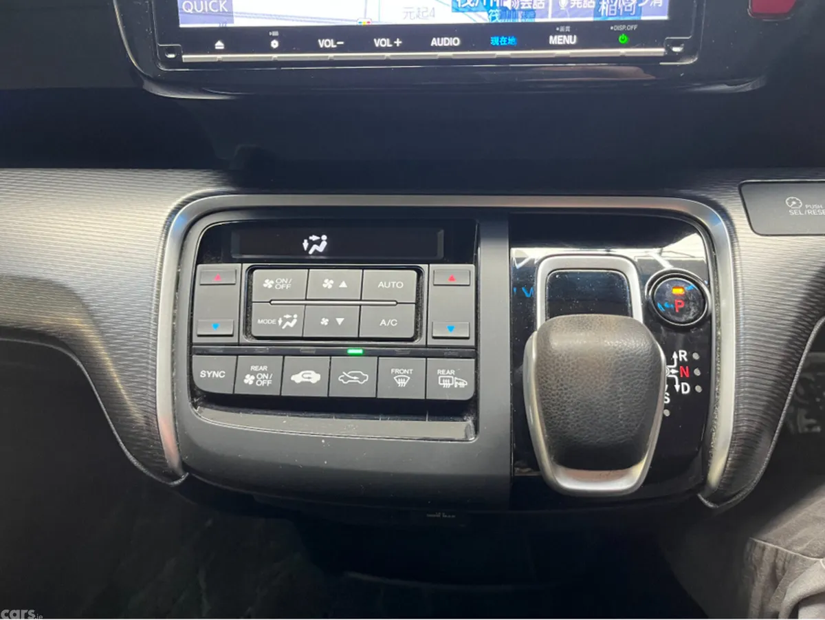 Honda Stepwagon MPV, Petrol Hybrid, 2018, White