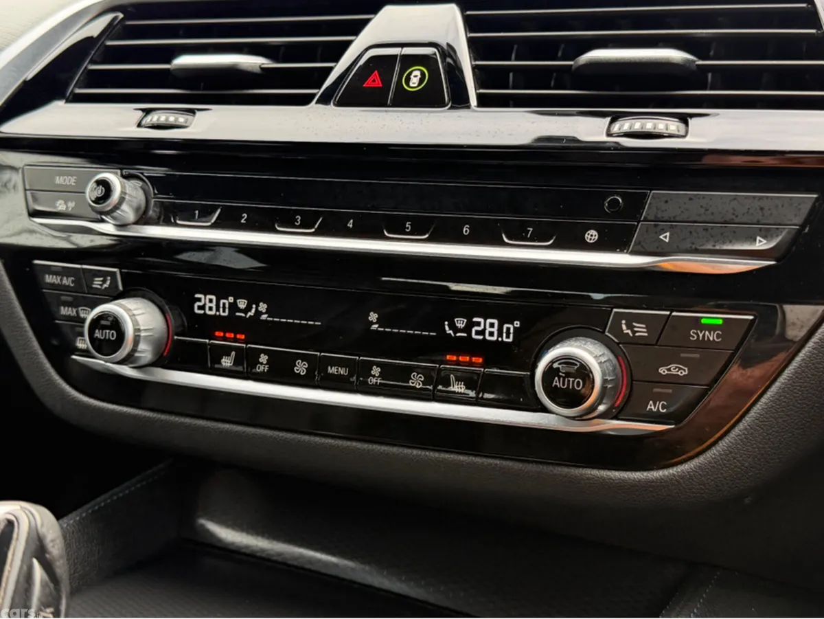 BMW 5-Series Saloon, Petrol Plug-in Hybrid, 2023, Blue