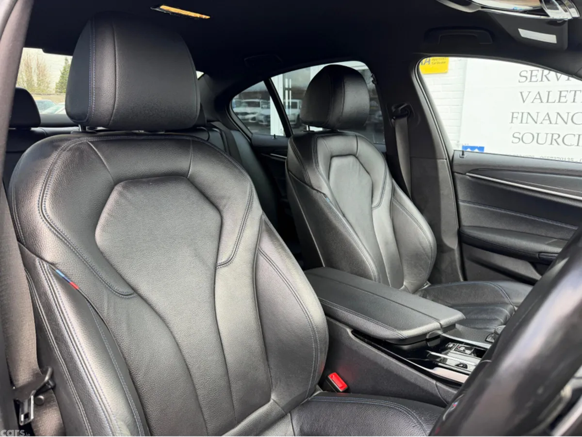 BMW 5-Series Saloon, Petrol Plug-in Hybrid, 2023, Blue