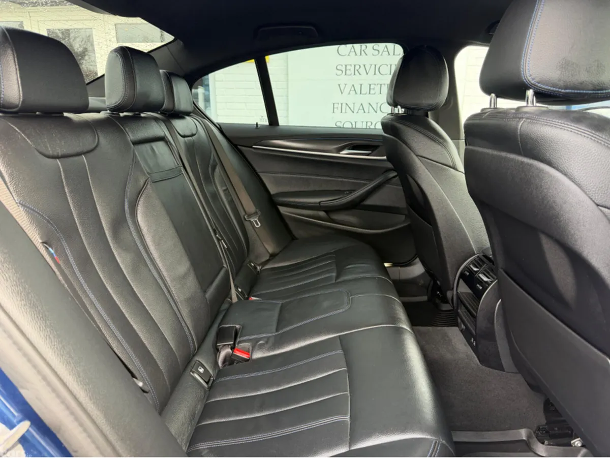 BMW 5-Series Saloon, Petrol Plug-in Hybrid, 2023, Blue