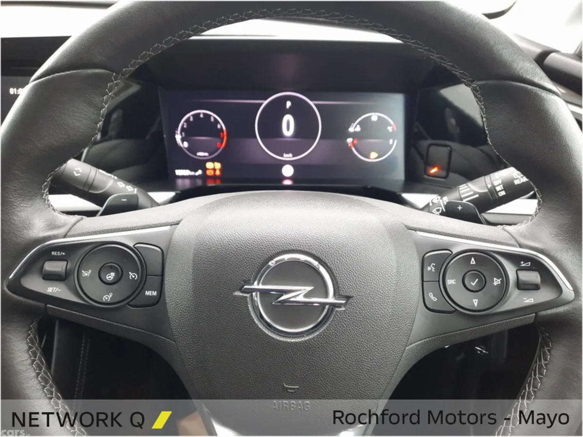 Opel Grandland MPV, Petrol, 2024, White