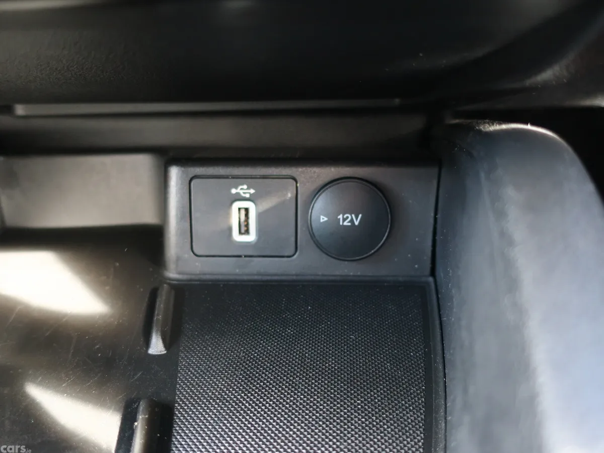 Ford Focus Hatchback, Petrol Hybrid, 2021, Blue