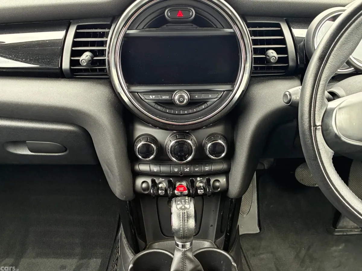 Mini Cooper Hatchback, Petrol, 2016, White